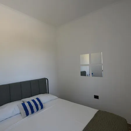 Nyaraló Ar
